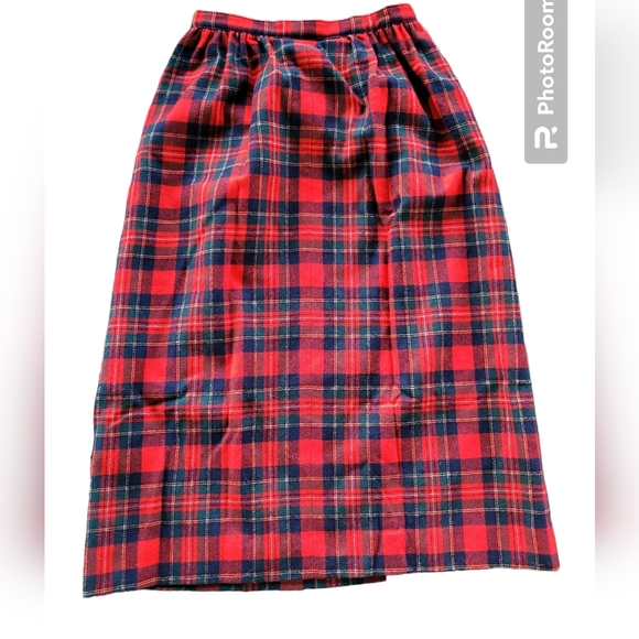 Pendleton Vintage 100% Virgin Wool Red Plaid Skirt Size Small - Picture 2 of 7
